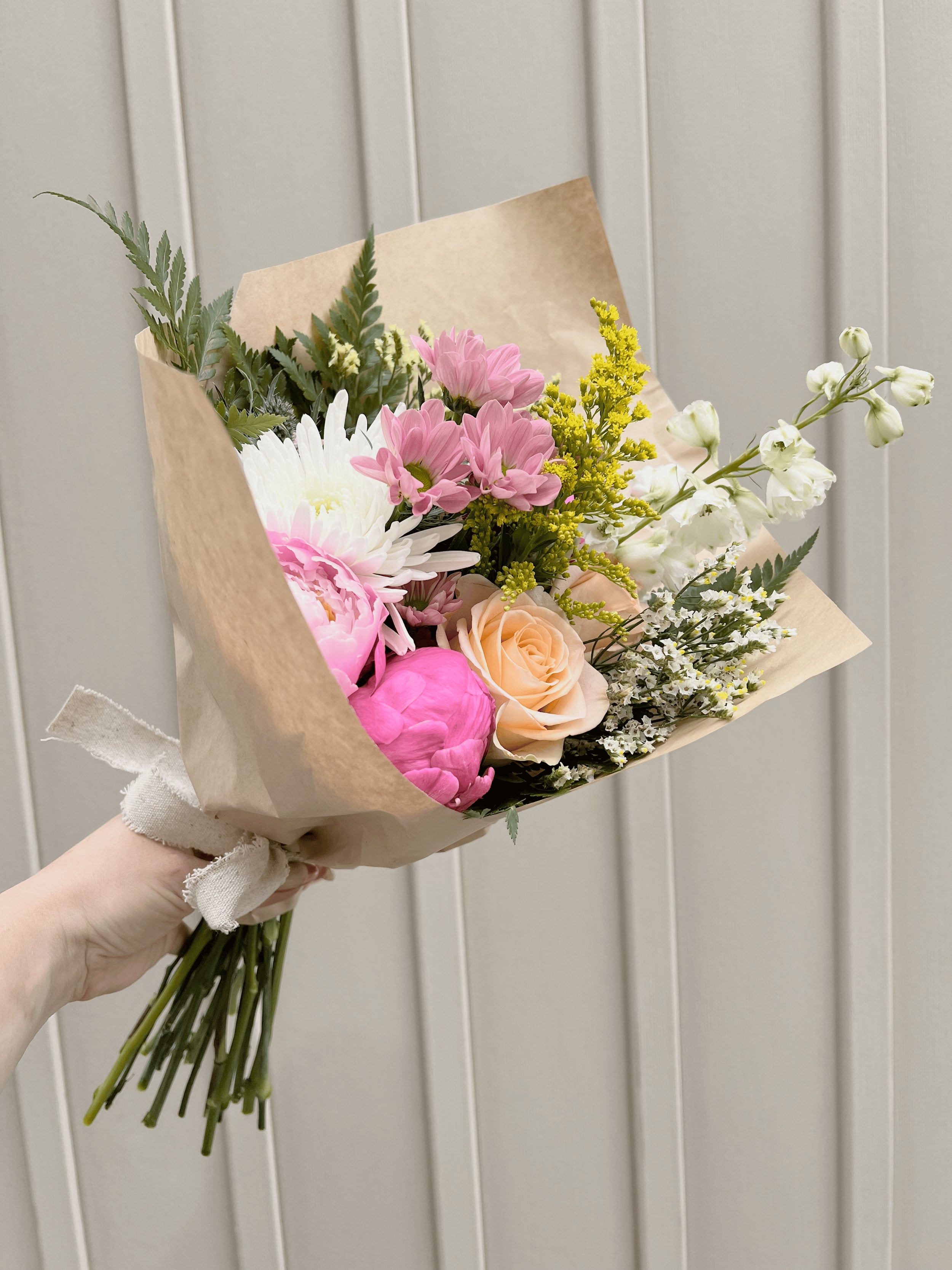 6 Month Floral Bouquet Subscription : The Sophie-SQ2982755
